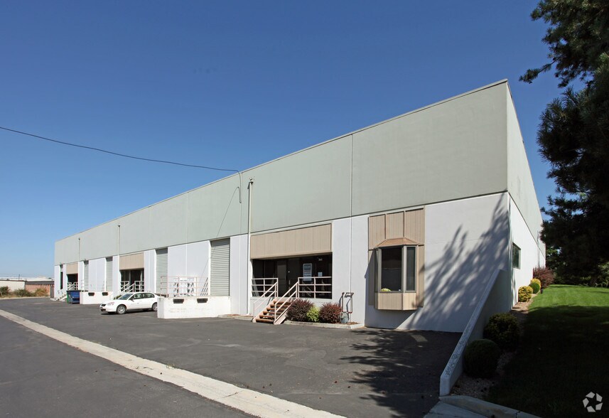 Primary Photo Of 361-443 Steelhead Way, Boise Warehouse For Lease