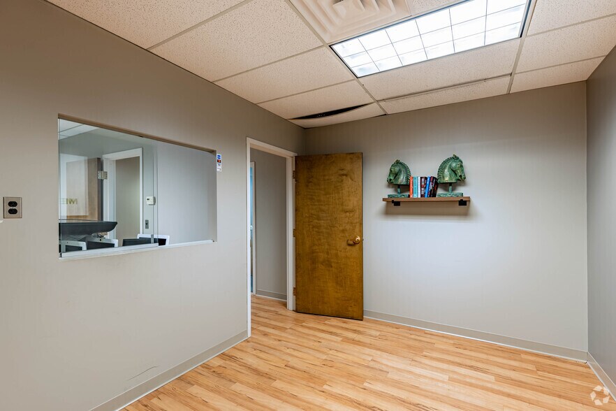 Photo of 7th Floor Ste 