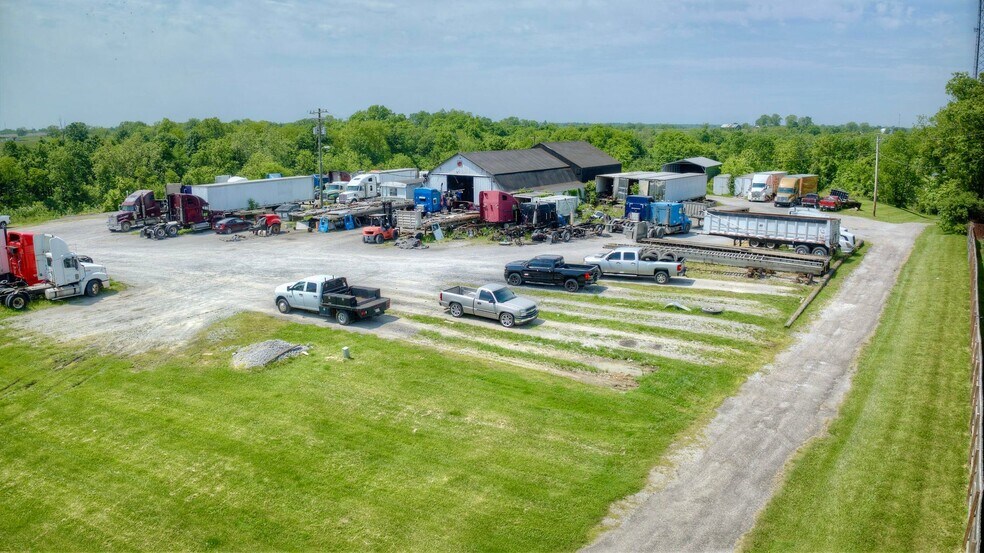More Photos Of 3605 Dixie Hwy, Dry Ridge Auto Repair For Sale