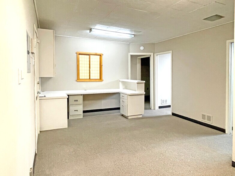 More Photos Of 3021 Telegraph Ave, Berkeley Office For Sale