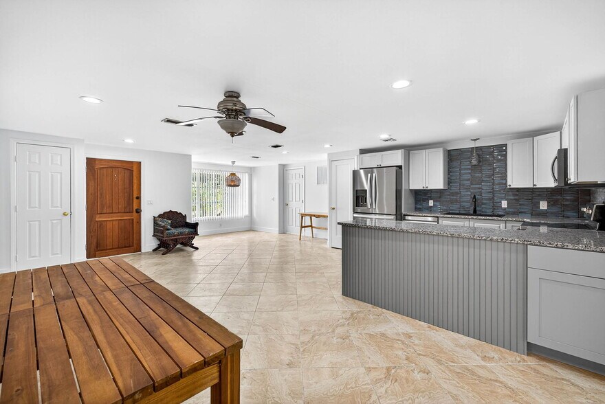 More Photos Of 3225 W Shell Point Rd, Ruskin Apartments For Sale