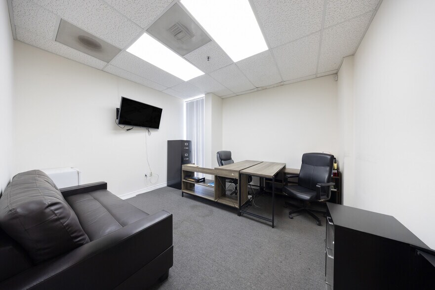 More Photos Of 15350 Fairfield Ranch Rd, Chino Hills Warehouse For Lease
