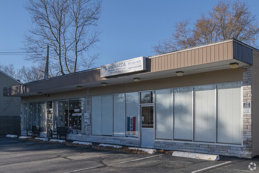 Primary Photo Of 697-699 Willett Ave, Riverside Freestanding For Sale