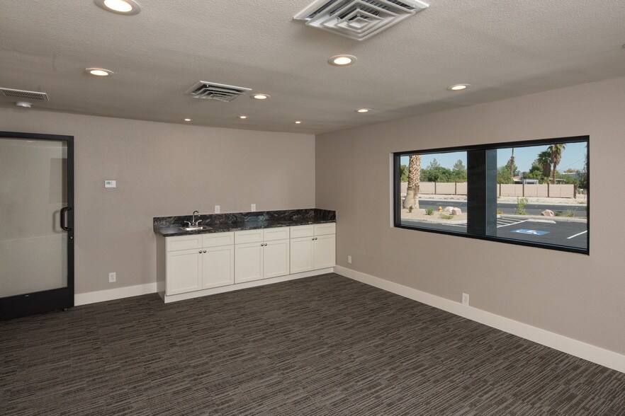 More Photos Of 3291 E Patrick Ln, Las Vegas Medical For Lease