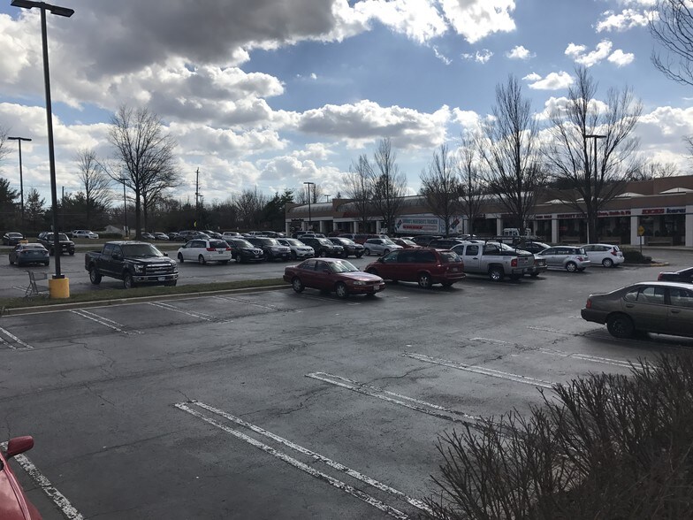 More Photos Of 18200-18250 Flower Hill Way, Gaithersburg Unknown For Lease