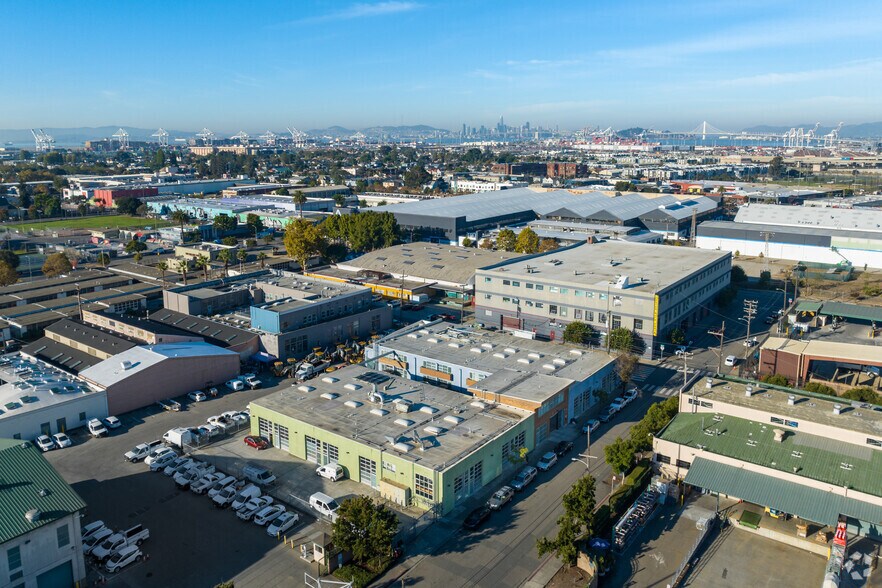 More Photos Of 1940 Union St, Oakland Warehouse For Lease