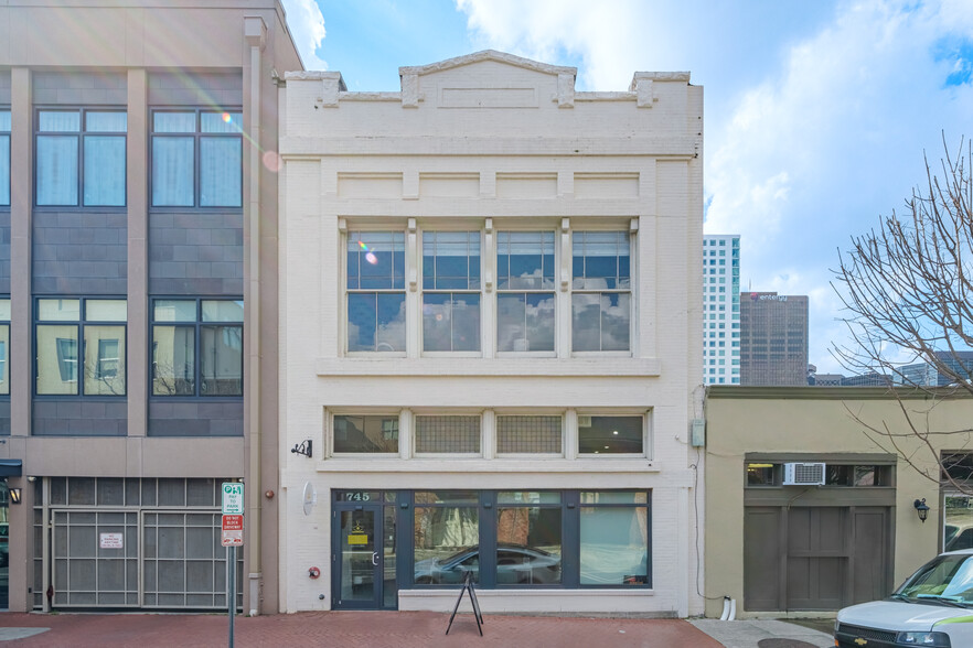 Primary Photo Of 745 Baronne St, New Orleans Storefront Retail Office For Sale