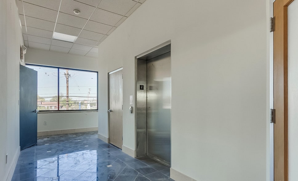 More Photos Of 5801 Ritchie Hwy, Brooklyn Medical For Lease