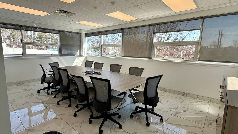 More Photos Of 623 Main St, Tewksbury Auto Dealership For Sale