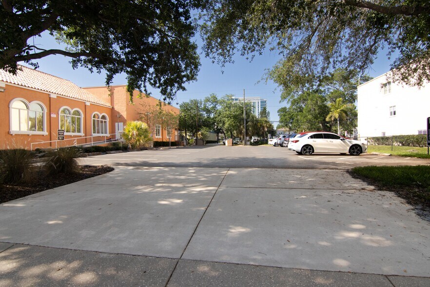 More Photos Of 757 Arlington Ave N, Saint Petersburg Office For Sale