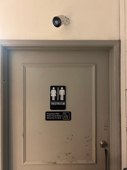 More Photos Of 3045 Monsarrat Ave, Honolulu Freestanding For Lease