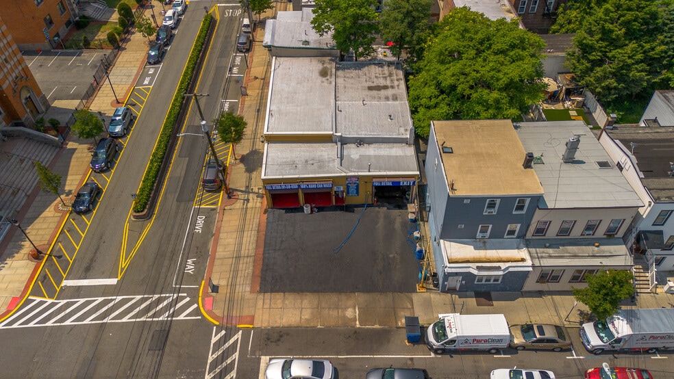 More Photos Of 709 Central Ave, Union City Industrial For Sale