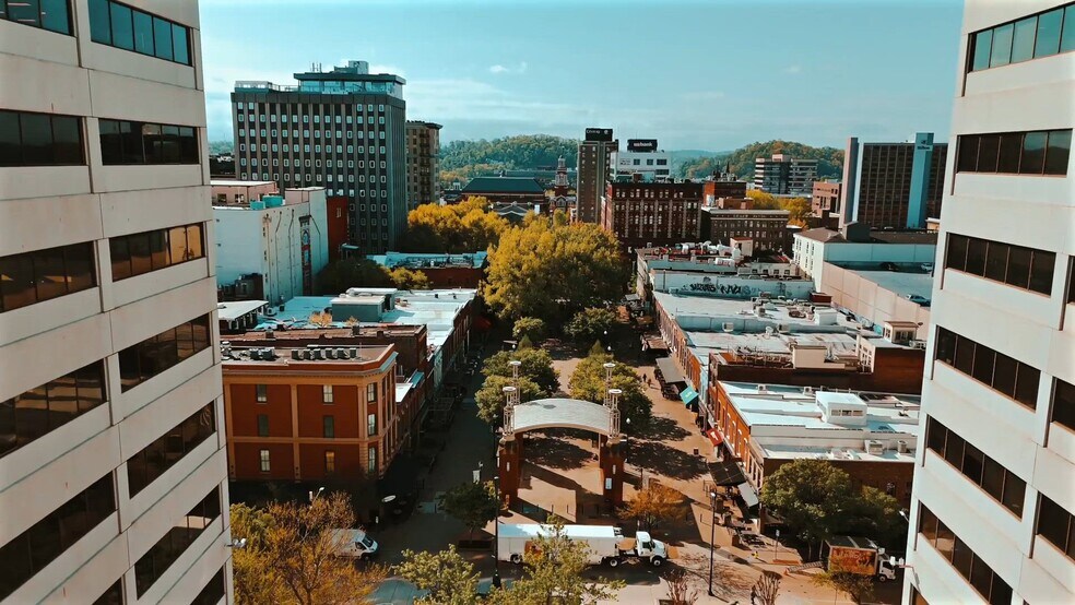 Primary Photo Of 16-20 Market Sq, Knoxville Apartments For Sale