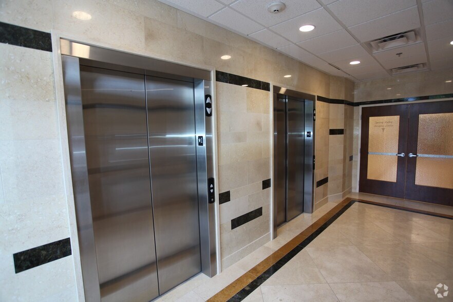 More Photos Of 2705 W Horizon Ridge Pky, Henderson Medical For Lease