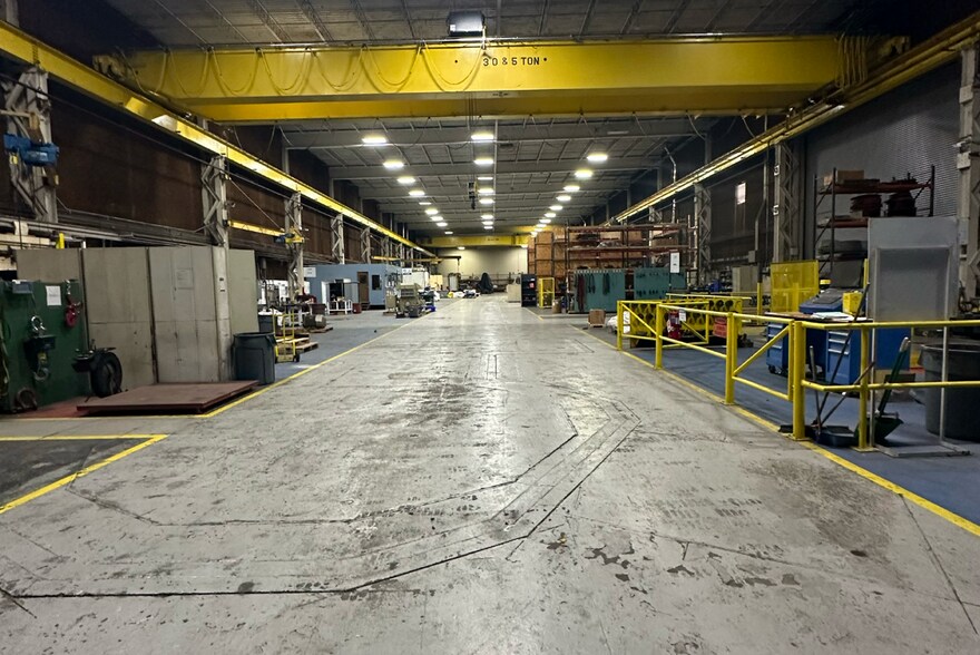 More Photos Of 2175 Schlichter Dr, Hamilton Manufacturing For Lease