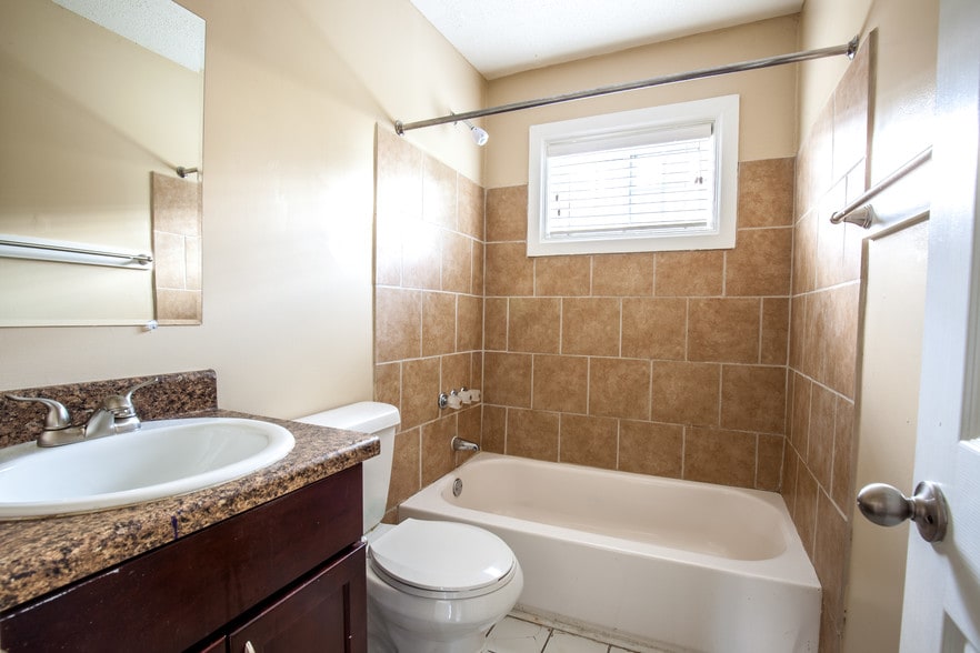 More Photos Of 1003-1019 Washington St SW, Atlanta Apartments For Sale