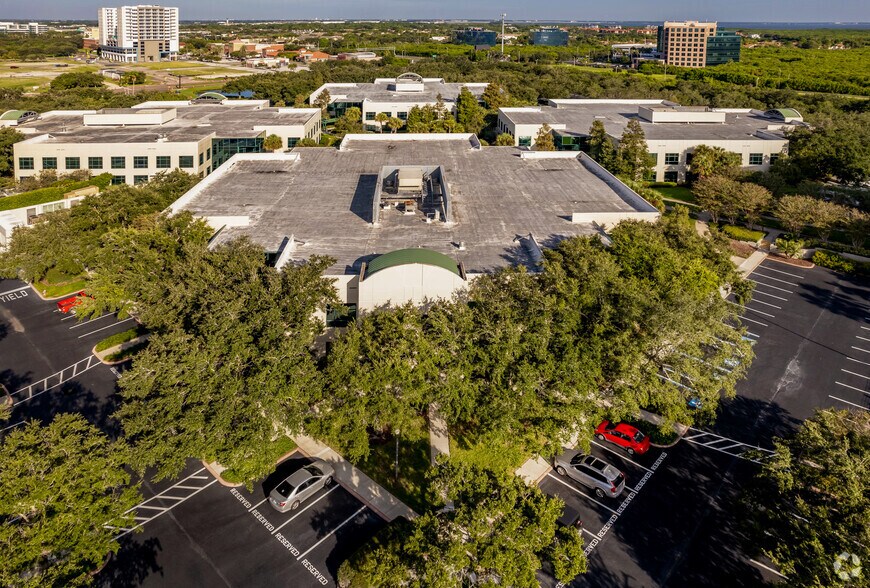 More Photos Of 180 Fountain Pky, Saint Petersburg Office For Lease