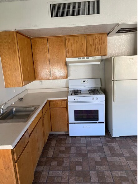 More Photos Of 515 W Missouri Ave, El Paso Multifamily For Sale