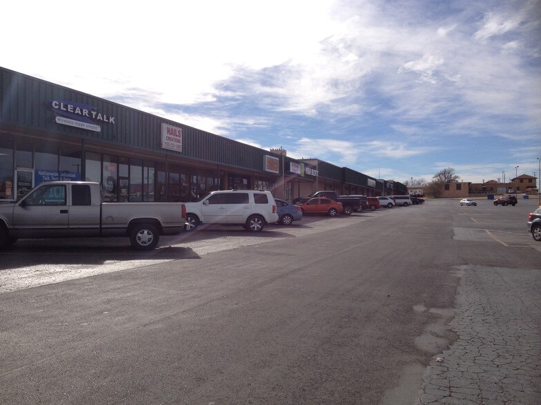 More Photos Of Broadway at Hailey St @ Broadway at Hailey St, Sweetwater Unknown For Lease