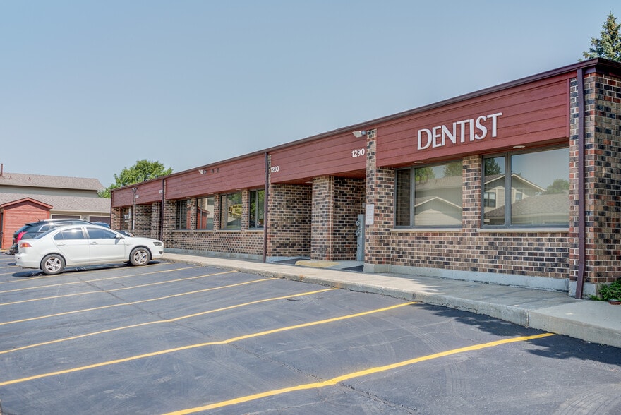 More Photos Of 1240-1290 Bamburg Ct, Hanover Park Medical For Lease