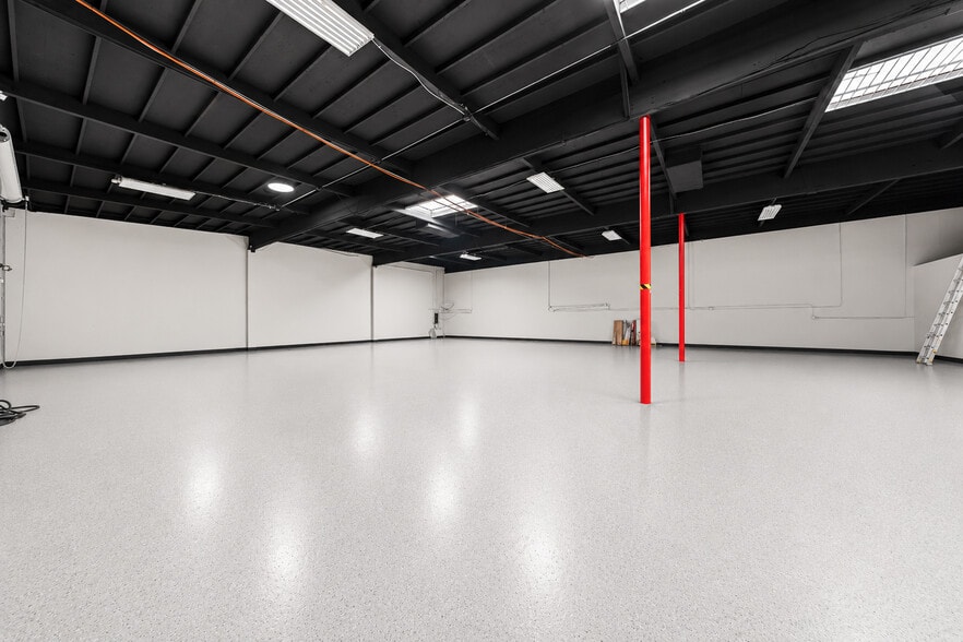 More Photos Of 23282 Peralta Dr, Laguna Hills Warehouse For Sale