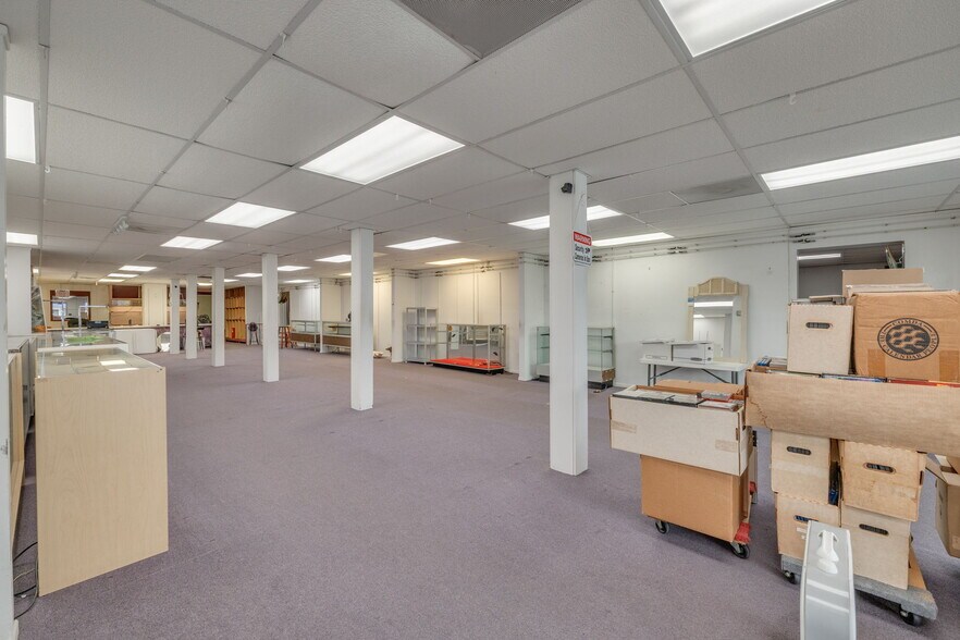 More Photos Of 2865 E Bay Dr, Largo General Retail For Sale