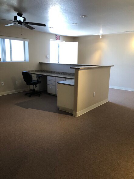 More Photos Of 5147 S Huntington Rd, Fort Mohave Industrial For Lease