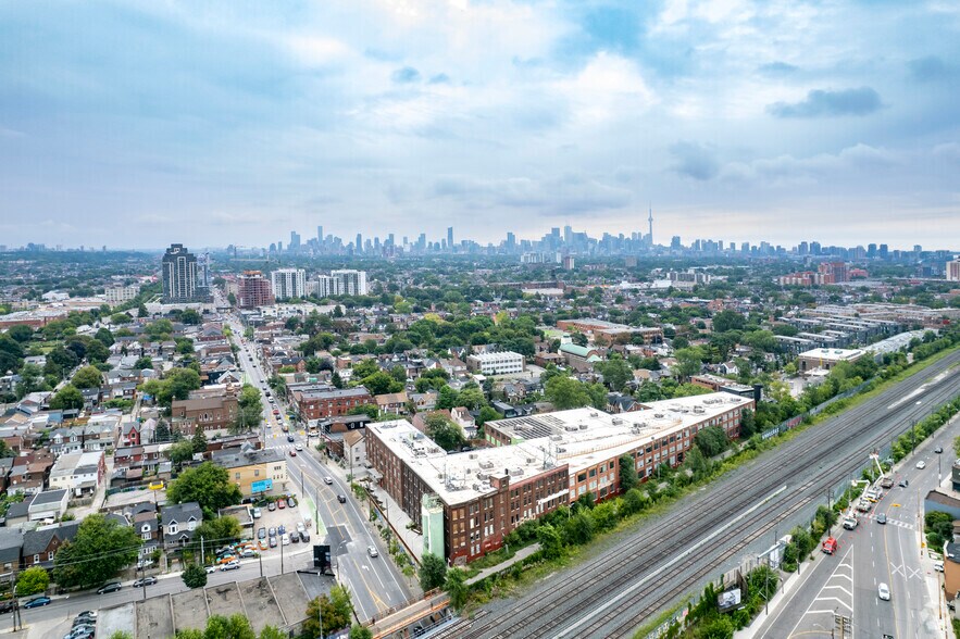 More Photos Of 1655 Dupont St, Toronto Flex For Lease
