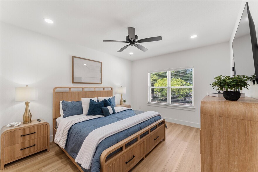 More Photos Of 196 W 17th St, Mount Pleasant Apartments For Sale