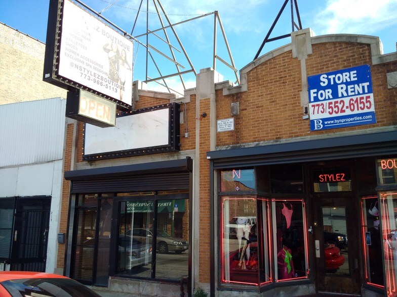 More Photos Of 211-213 E 79th St, Chicago Storefront For Lease