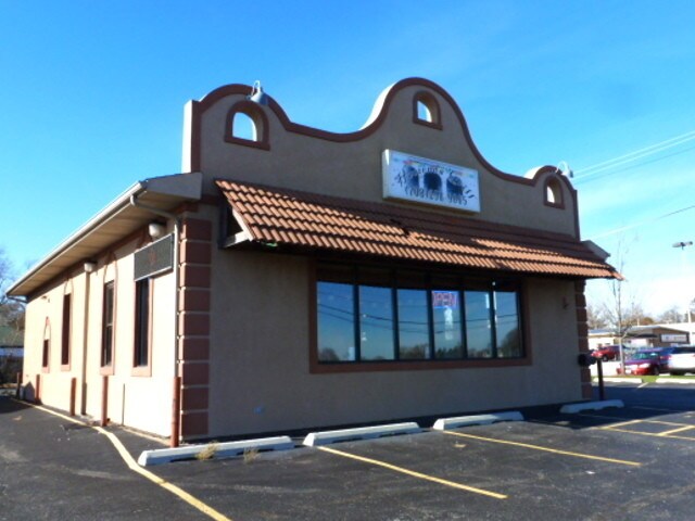 More Photos Of 314 S Harlem Ave, Peotone Fast Food For Sale