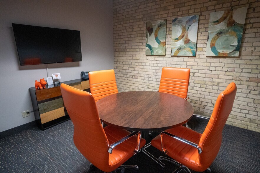 More Photos Of 333 N Washington Ave, Minneapolis Loft Creative Space For Lease