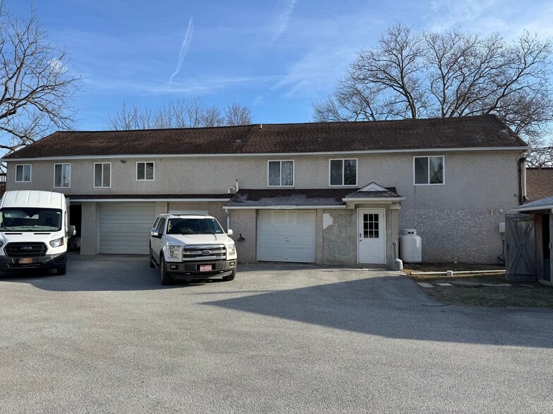 More Photos Of 421 W Street Rd, Kennett Square Showroom For Sale