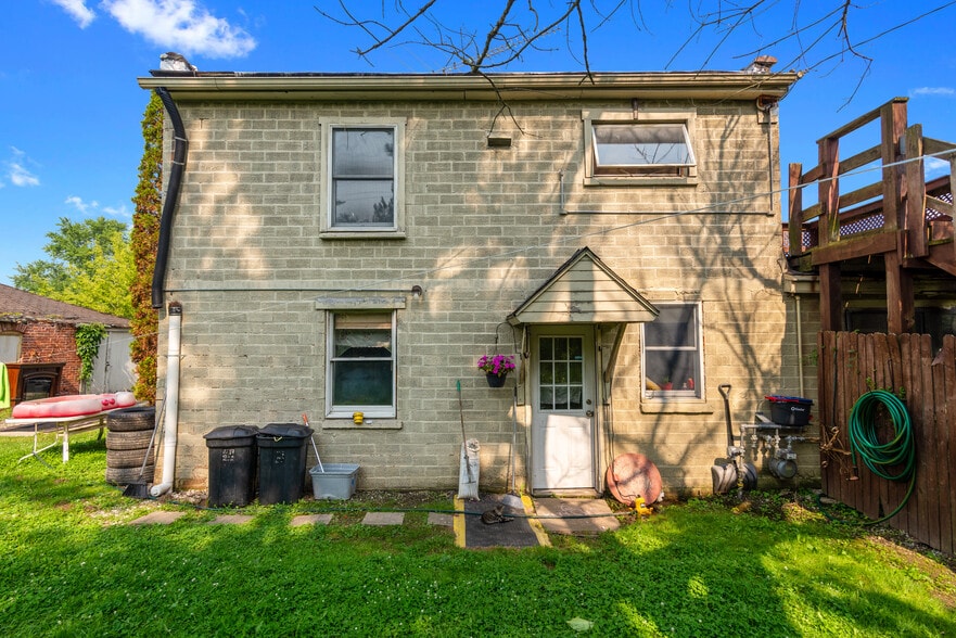 More Photos Of 3279 Emmett Rd, Emmett Multifamily For Sale