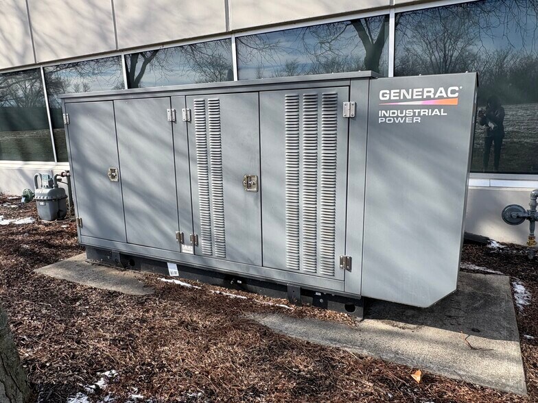 More Photos Of 3589 Sagamore Pky, Lafayette Office For Lease