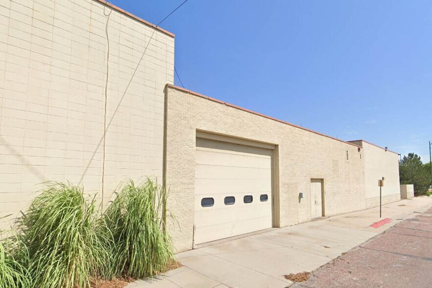 More Photos Of 1405 Broadway, Scottsbluff Flex For Sale