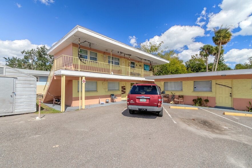 More Photos Of 4989 S Ridgewood Ave, Port Orange Restaurant For Sale