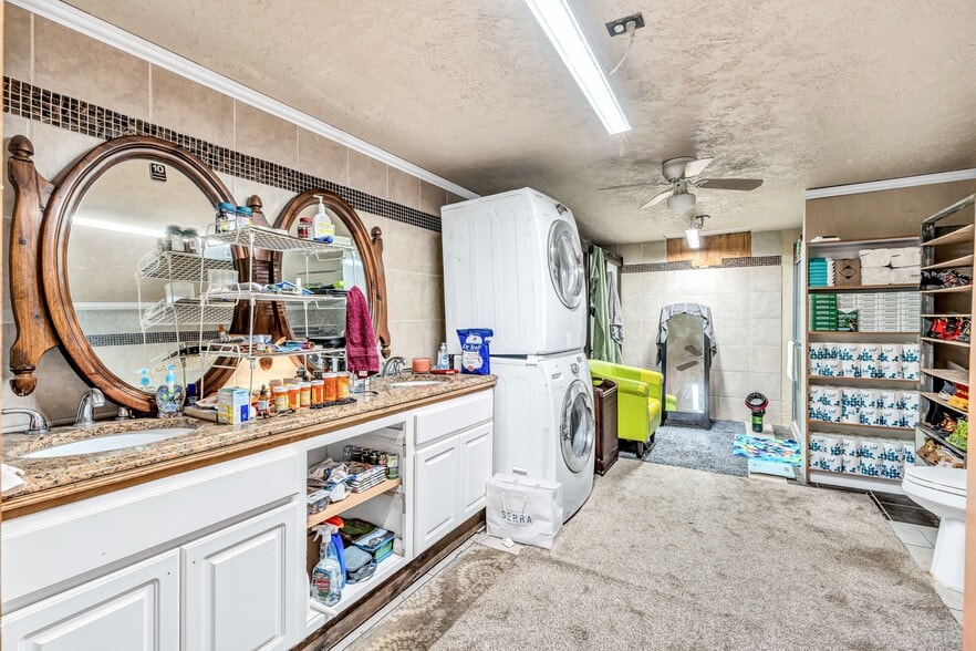 More Photos Of 6729 SE 162nd Ave, Portland Horse Stables For Sale