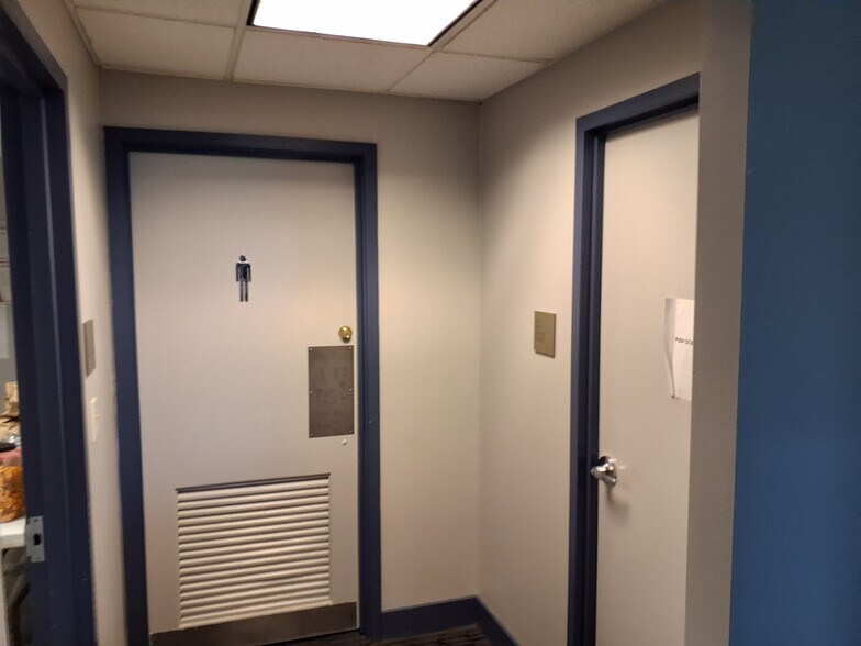 More Photos Of 40 Main St, Toms River Medical For Lease