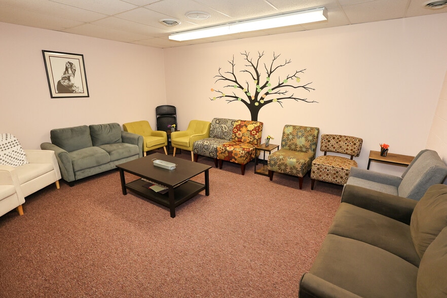 More Photos Of 1135 Buffalo St, Franklin Religious Facility For Sale