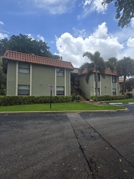 More Photos Of , Miami Multifamily For Sale