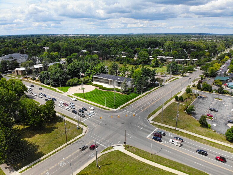 More Photos Of 120 W Saginaw St, East Lansing Medical For Lease