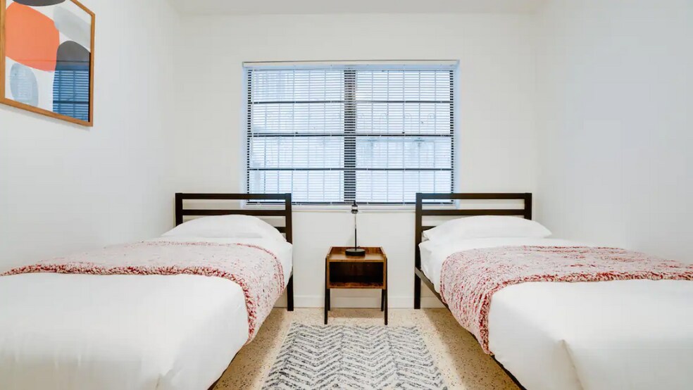 More Photos Of 1645 SW 7th St, Miami Apartments For Sale