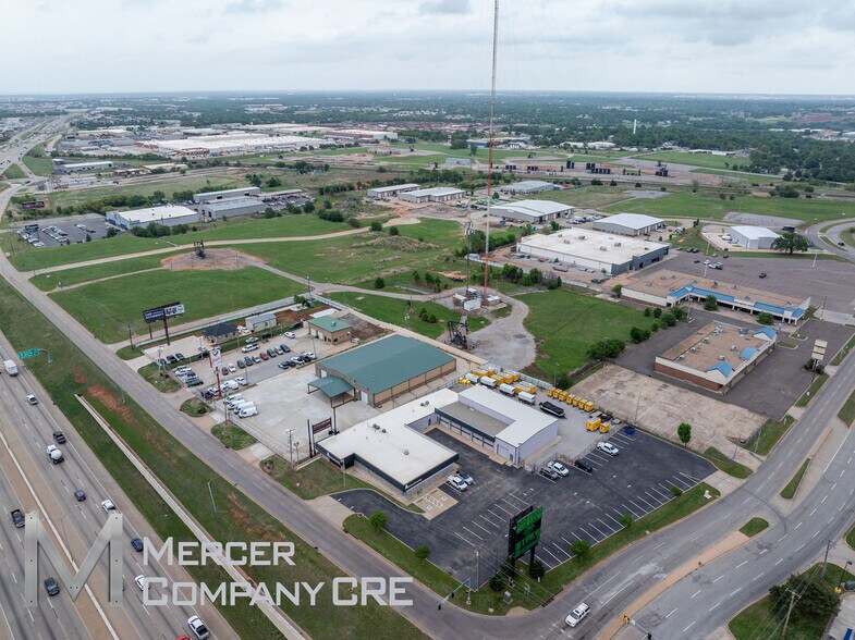 More Photos Of 6600 S I 35 Service Rd, Oklahoma City Flex For Lease