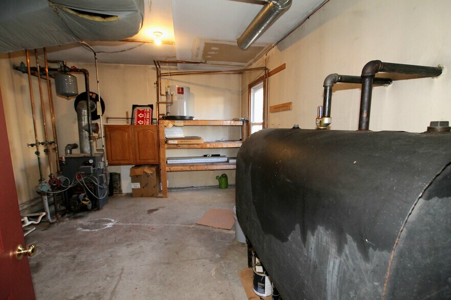 More Photos Of 9 Old Westminster Rd, Hubbardston Warehouse For Sale