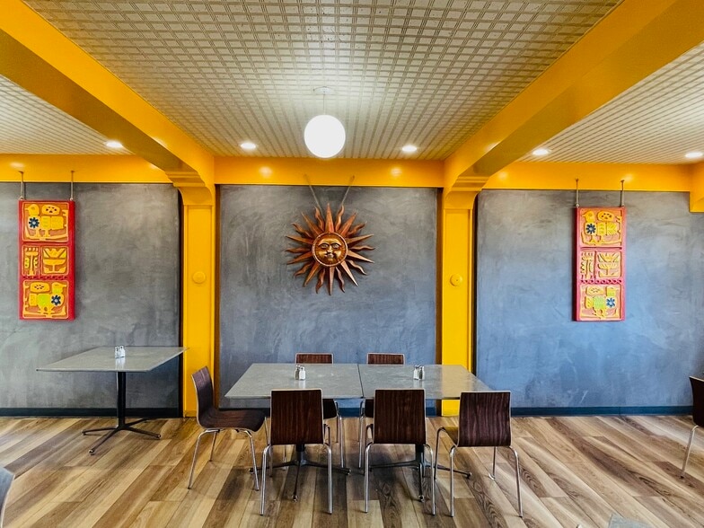 More Photos Of 1575 Calle Joaquin, San Luis Obispo Restaurant For Sale