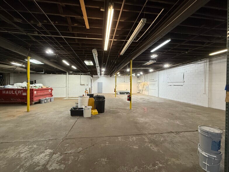 More Photos Of 3145 Dr Andrew J Brown Ave, Indianapolis Service For Lease
