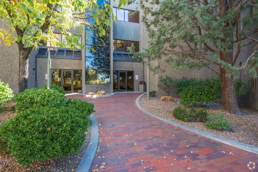 More Photos Of 2340 Alamo Ave SE, Albuquerque Coworking Space