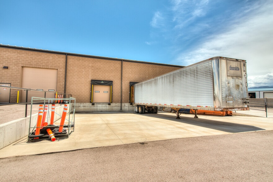 More Photos Of 5730 Observation Ct, Colorado Springs Warehouse For Lease
