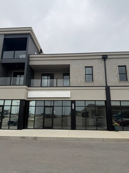 Primary Photo Of 10201 Calumet Ave, Dyer Apartments For Lease
